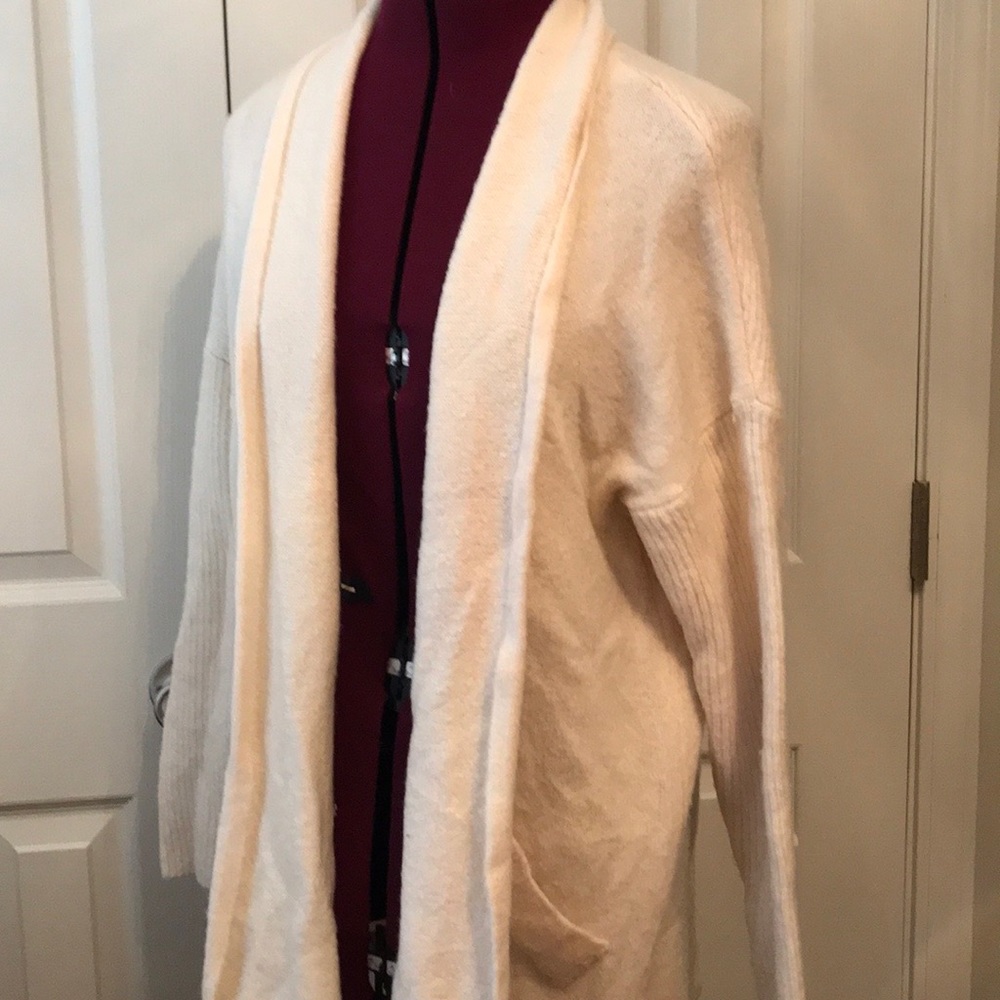 Oversized cream sweater cardigan